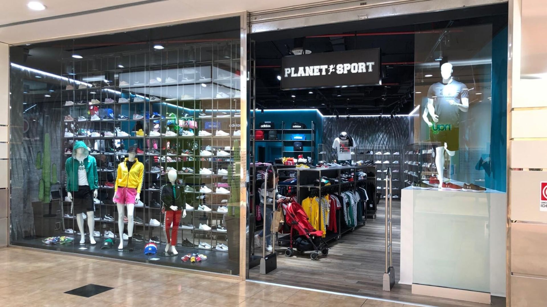 "Planet sport" Centro commerciale Le colonne Brindisi
